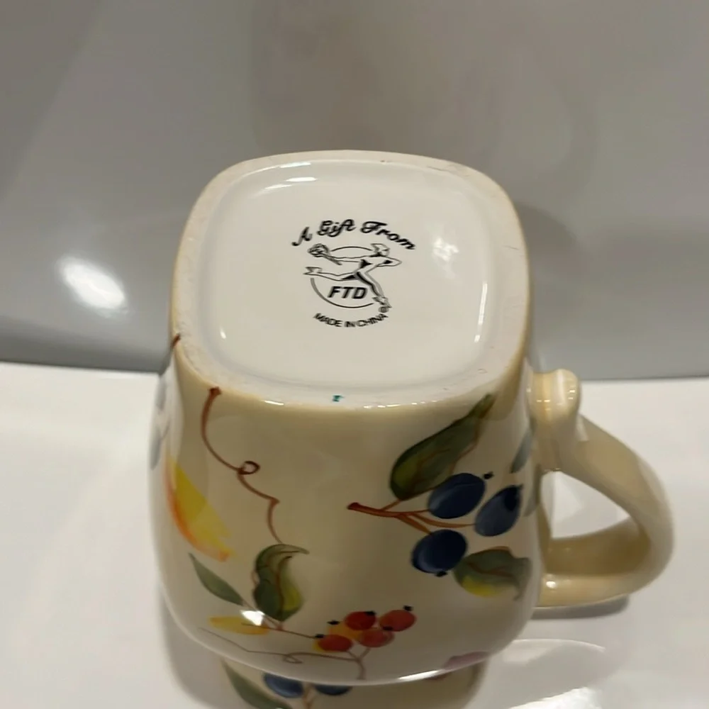 FTD Vase/Pitcher - early 2000’s - Picture 8 of 8